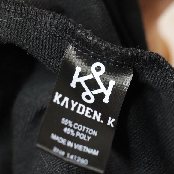 Black Baseball-Style Button-Up Shirt - Picture 4 of 4